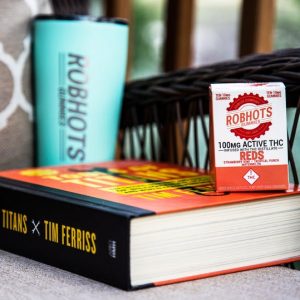 279190_July-Robhots-Reds_100mg_with_lifestyle_setup